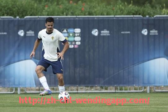 问鼎娱乐官网-2019年中超联赛完整日程公布与赛事重点提醒