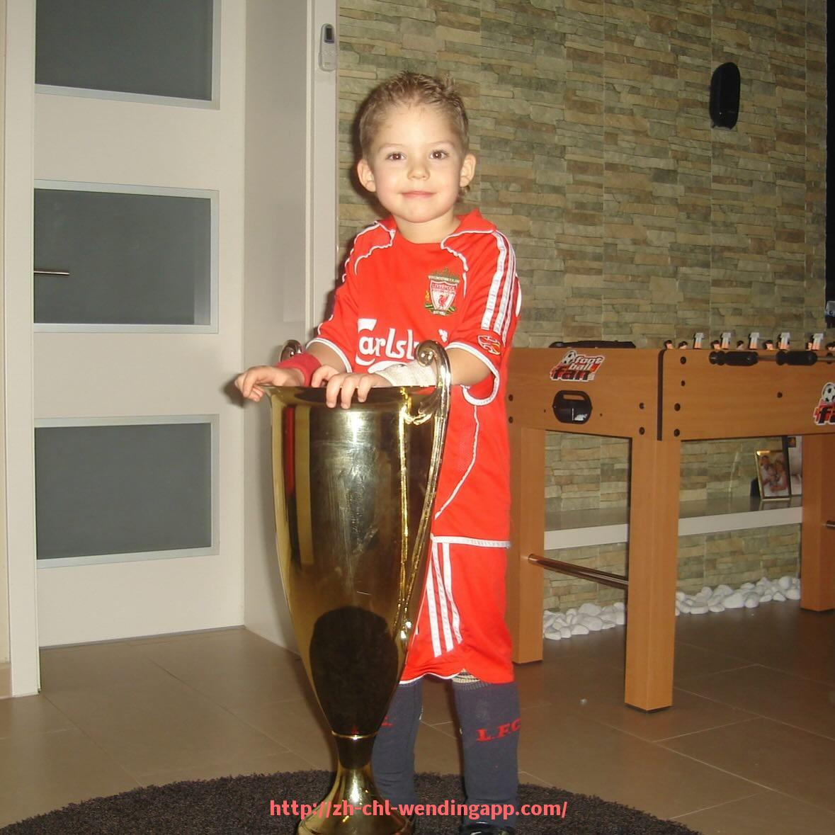 问鼎娱乐官网-法甲经典历史战绩回顾与重要比赛解析